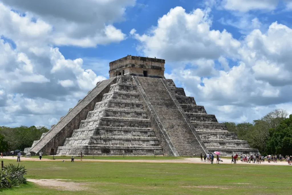 El Castillo pyramid at Chichén Itzá, Yucatán, Mexico